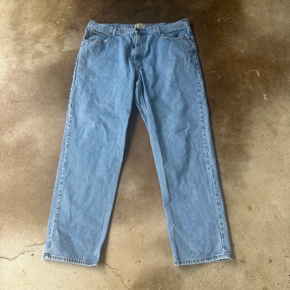 L.L. Bean Jeans Mens 40x32 Blue Vintage Natural Fit Straight Leg Denim 104731